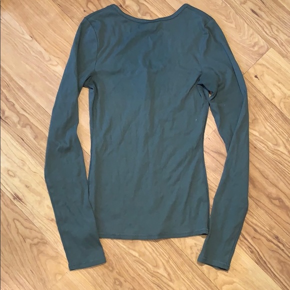 NWOT Ribbed Long Sleeve Tee - Picture 3 of 3